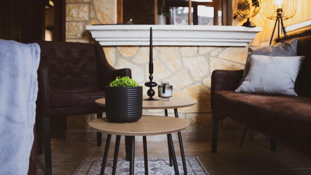 Apartmán Scardona Rustica, Bed & Breakfast With Jacuzzi, Bbq And Free Parking In Skradin, Krka Exteriér fotografie