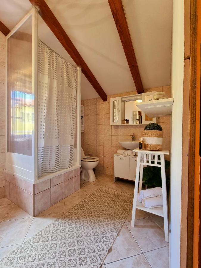 Apartmán Scardona Rustica, Bed & Breakfast With Jacuzzi, Bbq And Free Parking In Skradin, Krka Exteriér fotografie